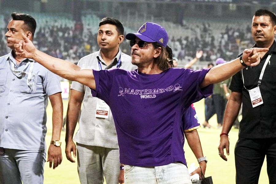 Shah Rukh Khan wants some rest before start shooting his next film attends almost every match of KKR in IPL