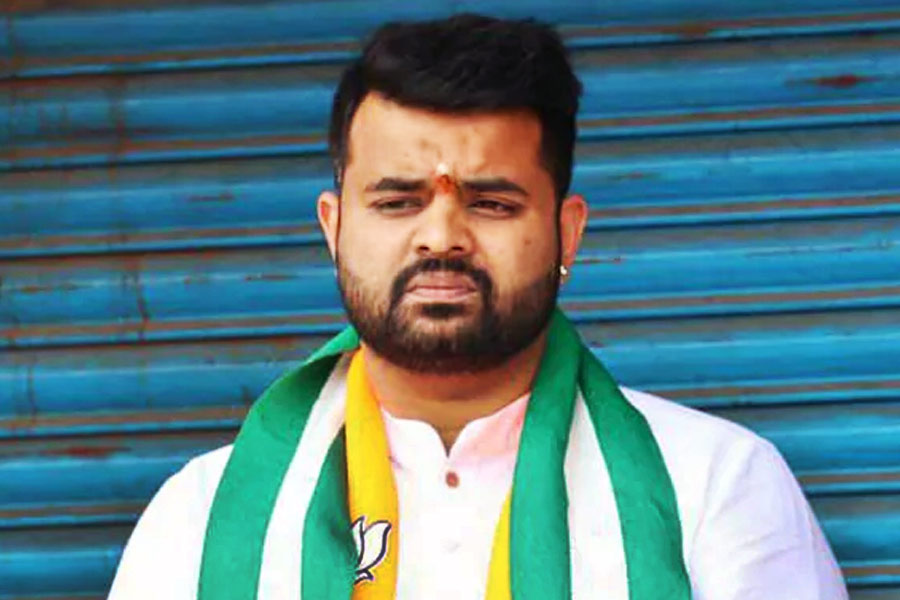 Karnataka home minister said that Blue-corner notice issued for located Prajwal Revanna