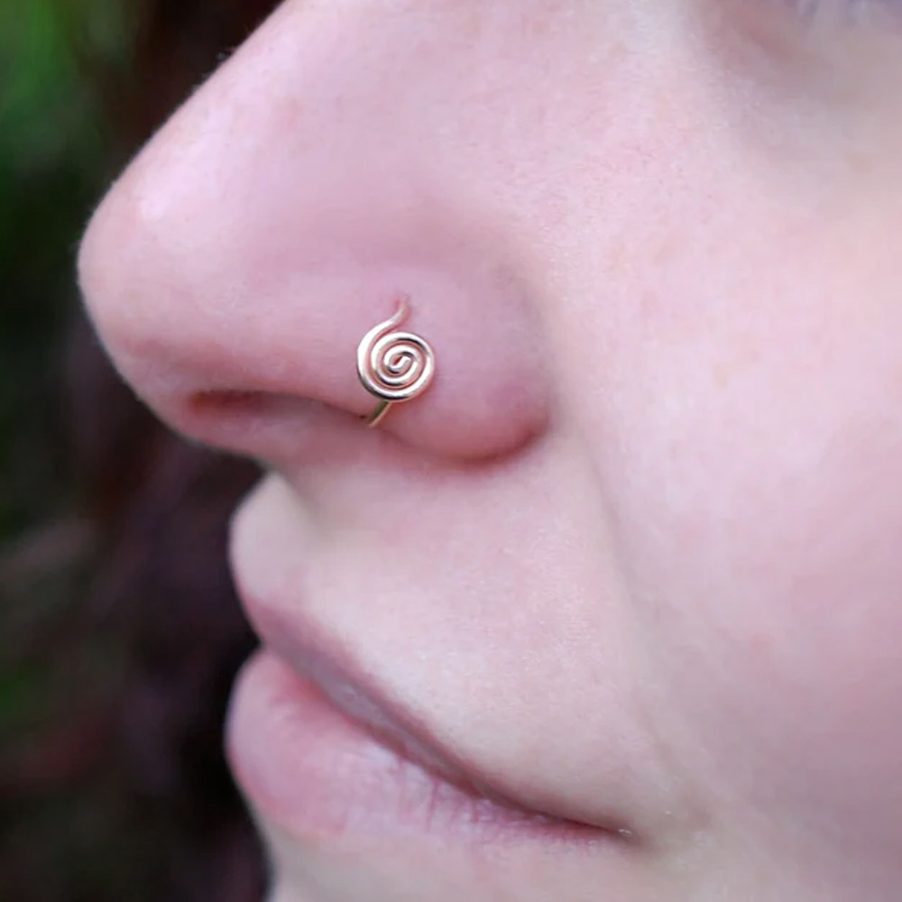 Five top trending nose pins for women