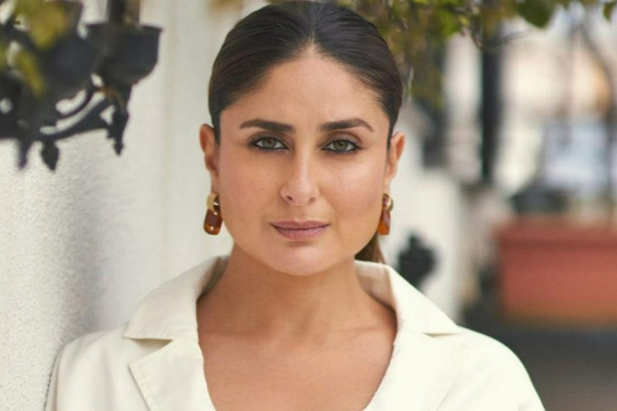 কানাঘুষো শোনা যায়, কাজলের পর করিনা কপূর খানের কাছে ছবির প্রস্তাব দেন সঞ্জয়। তখনও বলিপাড়ায় আত্মপ্রকাশ করেননি করিনা। কিন্তু ‘হম দিল দে চুকে সনম’ ছবিতে কাজ করতে চাননি তিনি।