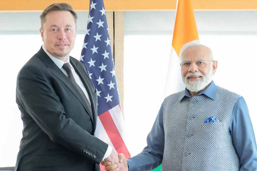 ২১ এবং ২২ এপ্রিল দু’দিনের জন্য ভারত সফরে আসার কথা ছিল ইলনের। এই সফরে প্রধানমন্ত্রী নরেন্দ্র মোদীর সঙ্গে সাক্ষাৎ করার কথা ছিল তাঁর। তিনি নিজেই সে কথা জানিয়েছিলেন। এক্স (সাবেক টুইটার) হ্যান্ডলে মাস্ক লিখেছিলেন, “ভারতের প্রধানমন্ত্রী নরেন্দ্র মোদীর সঙ্গে দেখা করার জন্য মুখিয়ে রয়েছি।”