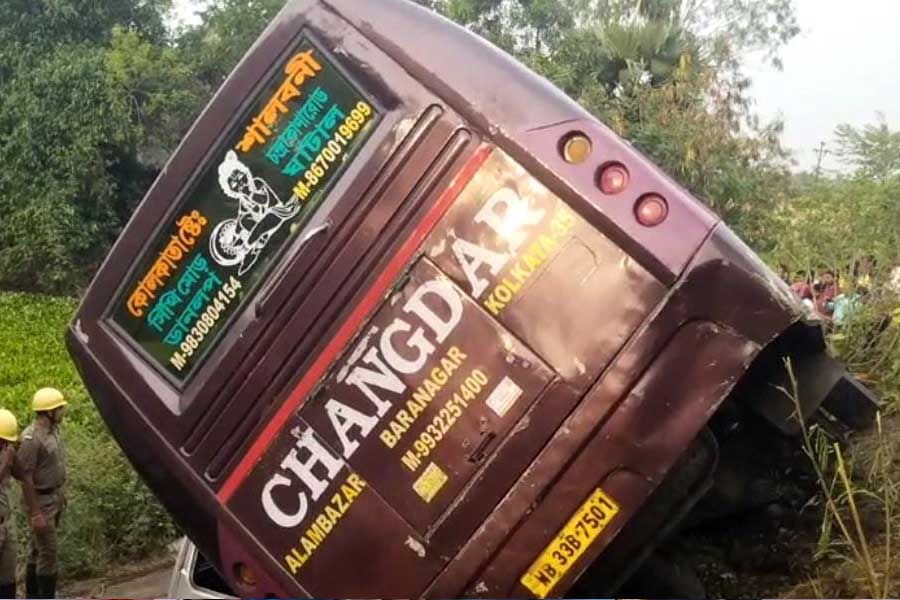 bus accident in ghatal