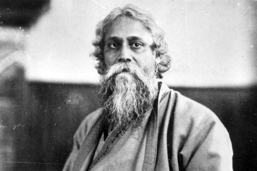 Essay: Modernization of songs composed by Rabindranath Tagore without understanding the inner meaning