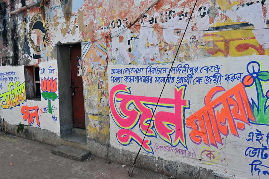 BJP and TMC conflicts arise over a temple in Midnapore