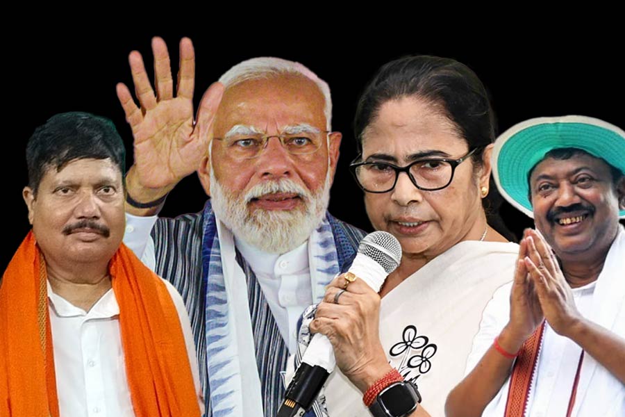 Prime Minister Narendra Modi and Chief Minister Mamata Banerjee to address two different meeting in Barrackpore on Sunday