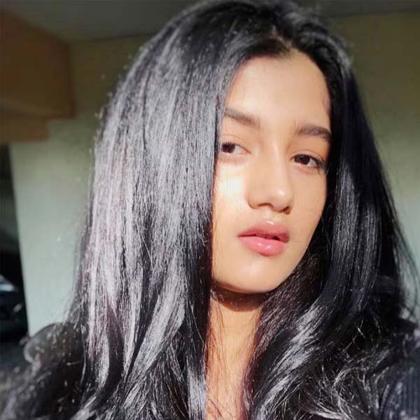 Know all about Ashlesha Thakur, who played the role of Dhriti in The Family Man web series 