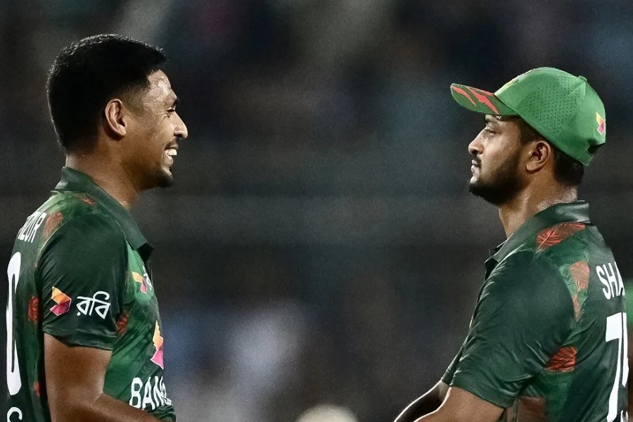 Picture of Mustafizur Rahman and Shakib Al Hasan