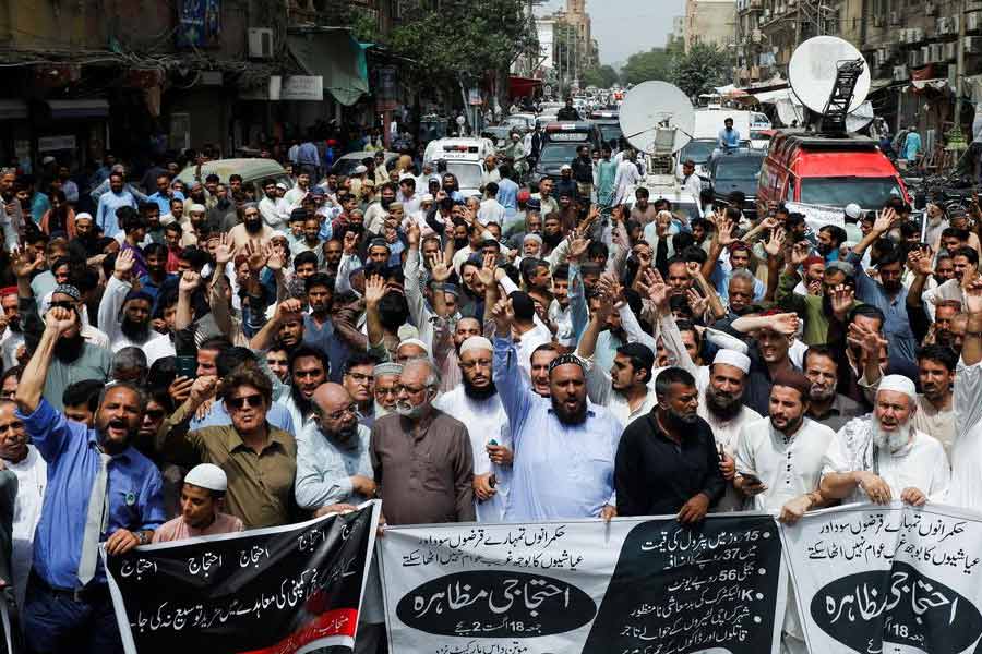 What is the Wheat Import Scam in Pakistan