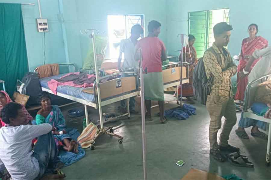Several fell sick of food poisoning at Kundi Village of Bankura