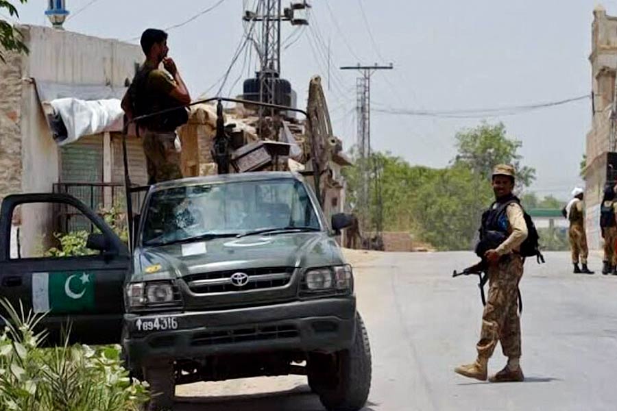 Militant attacks in Pakistan, seven killed dgtl