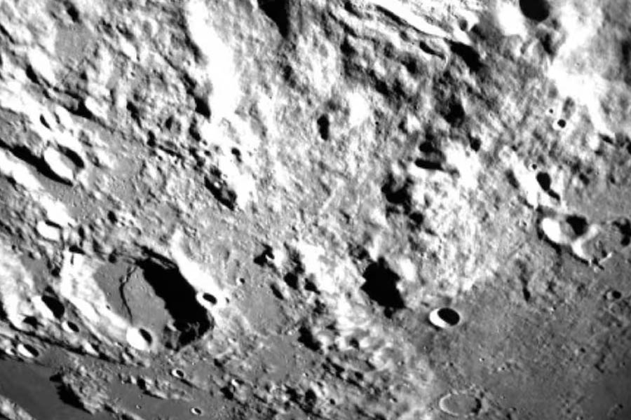 NASA plans to build a railway station in the Moon