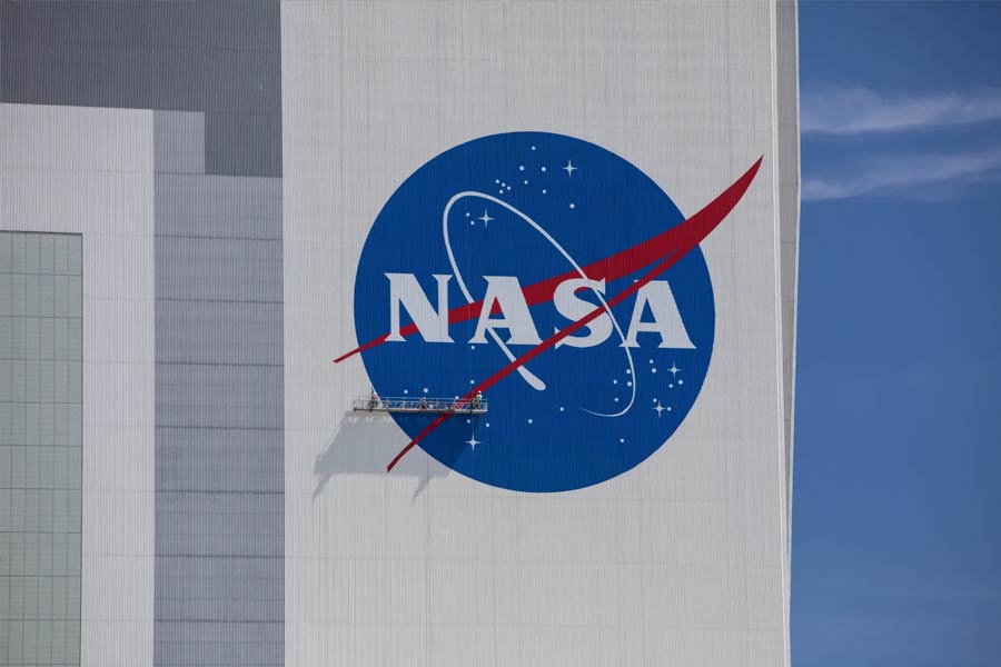 NASA plans to build a railway station in the Moon