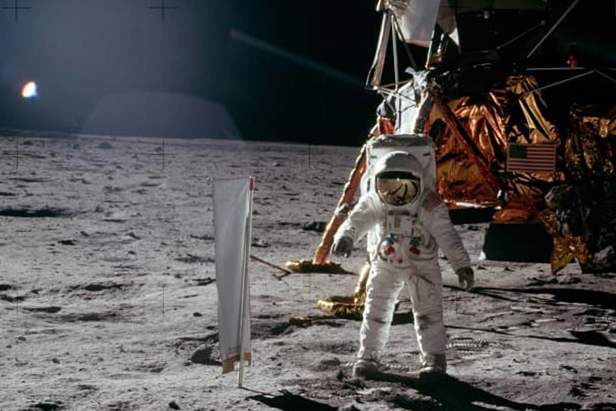 NASA plans to build a railway station in the Moon