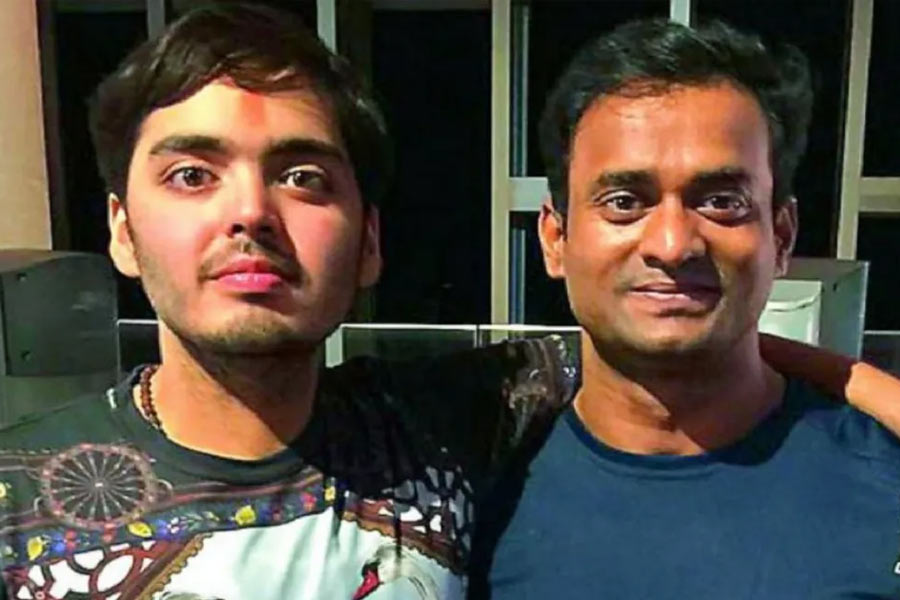 Know Vinod Channa the trainer who reduced Anant ambanis weight 108 kg in Just 18 months