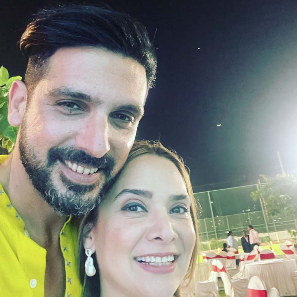 ২০০৫ সালে মালাইকা পারেখের সঙ্গে সাত পাকে বাঁধা পড়েন জায়েদ। মালাইকার সঙ্গে জায়েদের সম্পর্ক দীর্ঘ দিনের। বলিপাড়ার অন্দরমহল সূত্রে খবর, কোদাইকানালের স্কুলে একসঙ্গে পড়তেন দু’জনে। সহপাঠী থেকে বন্ধু, বন্ধু থেকে প্রেমিক। 