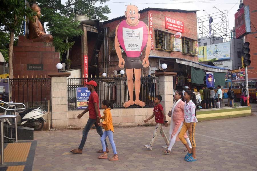 Cut outs of famous cartoon characters were used in Howrah to inspire people to vote