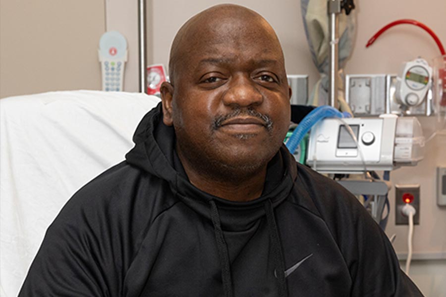 First Person to receive Pig kidney transplant dies after two month