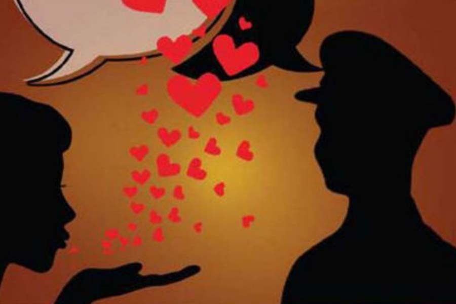 Pakistani agents using social media to honeytrap Indian officers and get sensitive information on missiles