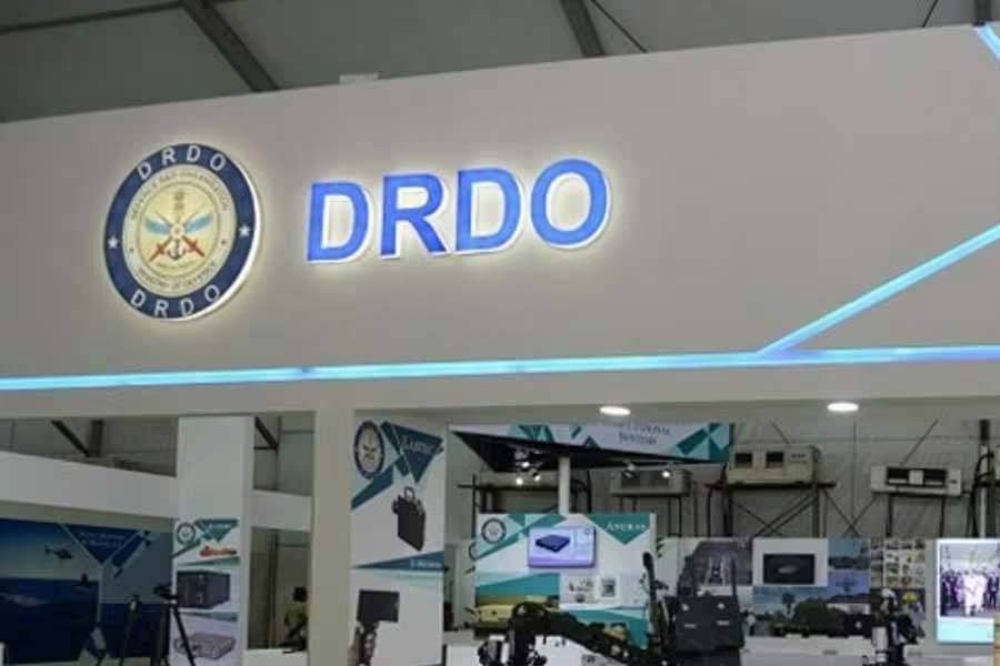 Pakistani agents using social media to honeytrap Indian officers and get sensitive information on missiles