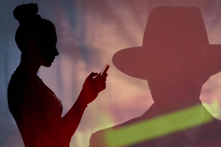 Pakistani agents using social media to honeytrap Indian officers and get sensitive information on missiles