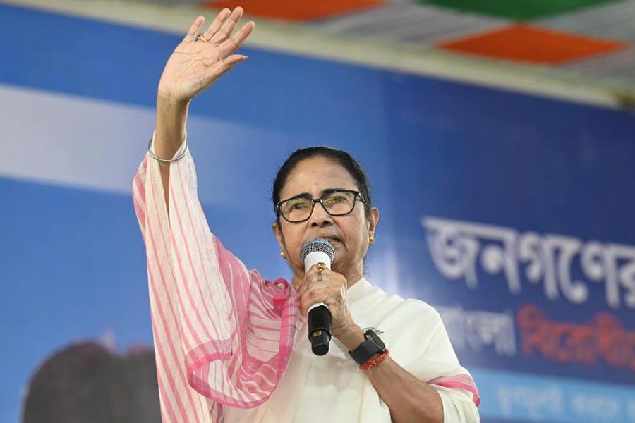 TMC will support the opposition alliance government from outside, said Mamata Banerjee
