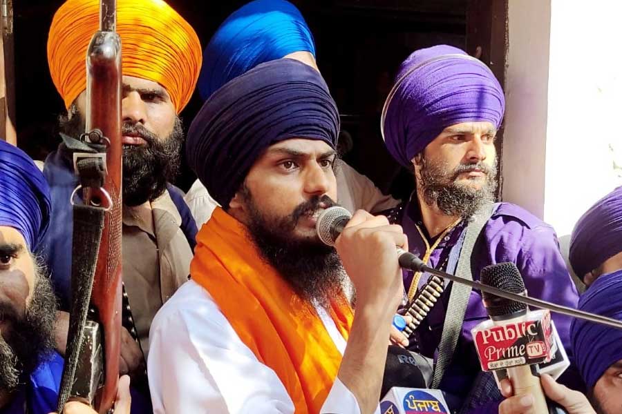 Election Commission accepts separatist Amritpal Singh\\\\\\\\\\\\\\\'s nomination to contest from Punjab