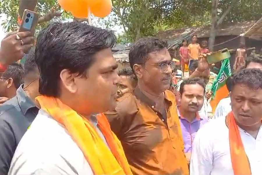 Lok Sabha Election 2024: BJP candidate Santanu Thakur faced agitation of residents for not doing anything to stop river erosion