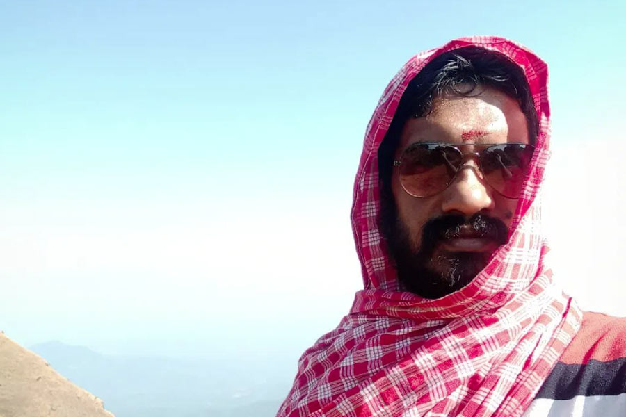 মালয়ালম ইন্ডাস্ট্রির অন্ধকার দিক নিয়ে অনেকে অবগত হলেও তা নিয়ে কখনও প্রকাশ্যে কিছু বলেননি। কিন্তু সনল ভয় না পেয়ে এর বিরুদ্ধে সরব হন। সনলের দাবি, অন্যায়ের প্রতিবাদ করার কারণে তার ফলও পেতে হয়েছে তাঁকে।