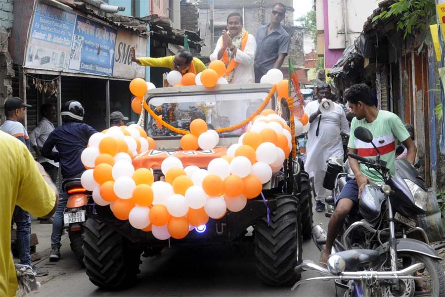 Questions arise after using Jeeps during election campaigns