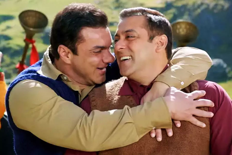 ২০০২ সালে ‘ম্যায়নে দিল তুঝকো দিয়া’ ছবির মাধ্যমে অভিনয় শুরু করেন সোহেল। ‘ডরনা মানা হ্যায়’, ‘কৃষ্ণা কটেজ’, ‘ফাইট ক্লাব’, ‘হ্যালো’ এবং ‘টিউবলাইট’ ছবিতে অভিনয় করতে দেখা যায় সোহেলকে।