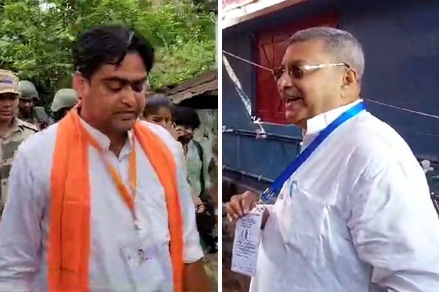 TMC Candidate Kalyan Banerjee allegedly stopped from entering booth while BJP Candidate Shantanu Thakur casts his vote in the fifth phase of Lok Sabha Election 2024 dgtld