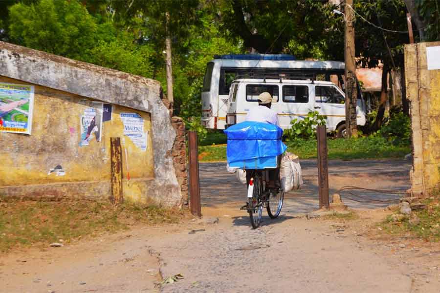 বন্ধ করা হবে এ সব গেট।