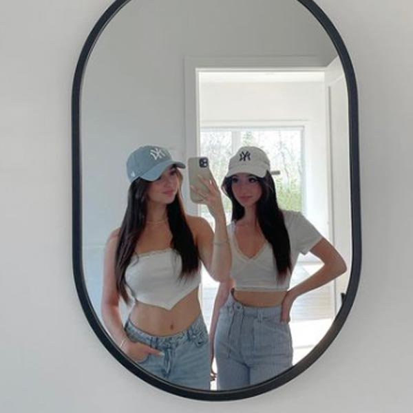  Identical twin took place at work so that the woman could secretly go on vacation dgtl