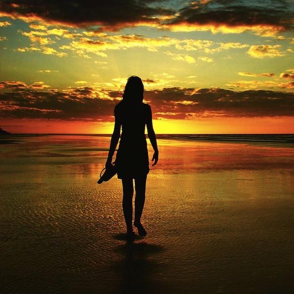  Identical twin took place at work so that the woman could secretly go on vacation dgtl