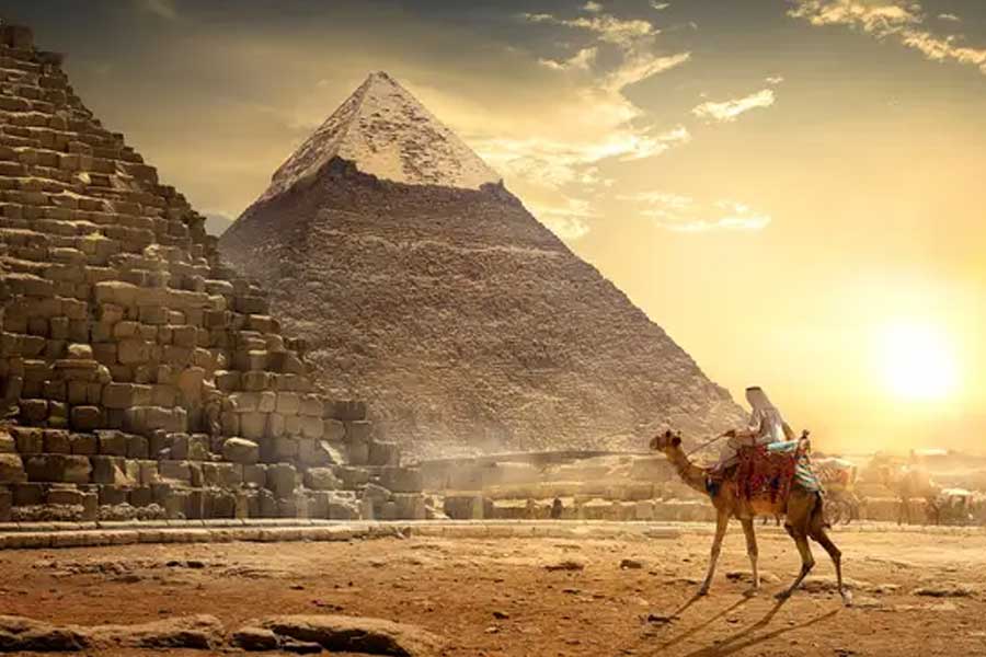 বিজ্ঞানীদের দাবি, প্রকৃতিগত কারণে মাটির এত গভীরে এত দীর্ঘ কোনও জিনিস তৈরি হতে পারে না। এর নেপথ্যে রয়েছে কারিগরির ছাপ। তবে মাটির উপরের দিকে কোনও উঁচু টিলার মতো অংশ নেই।