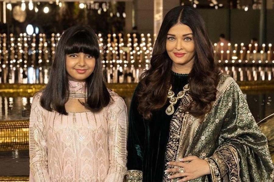 Celebrity parents to take parenting advices from 