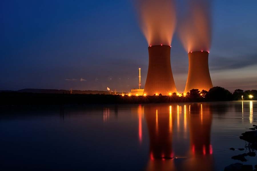 এ ছাড়াও তামিলনাড়ুর কুড়ানকুলাম পরমাণু কেন্দ্রে কাজের অগ্রগতি নিয়ে কথা হয়েছে দুই দেশের প্রতিনিধিদের মধ্যে। রাশিয়ার একটি সরকারি সংস্থা এবং ভারতের ‘নিউক্লিয়ার পাওয়ার কর্পোরেশন’-এর যৌথ উদ্যোগে তৈরি হওয়া এই পরমাণু কেন্দ্রে ৬০০০ মেগাওয়াট বিদ্যুৎ তৈরি হতে পারে। 