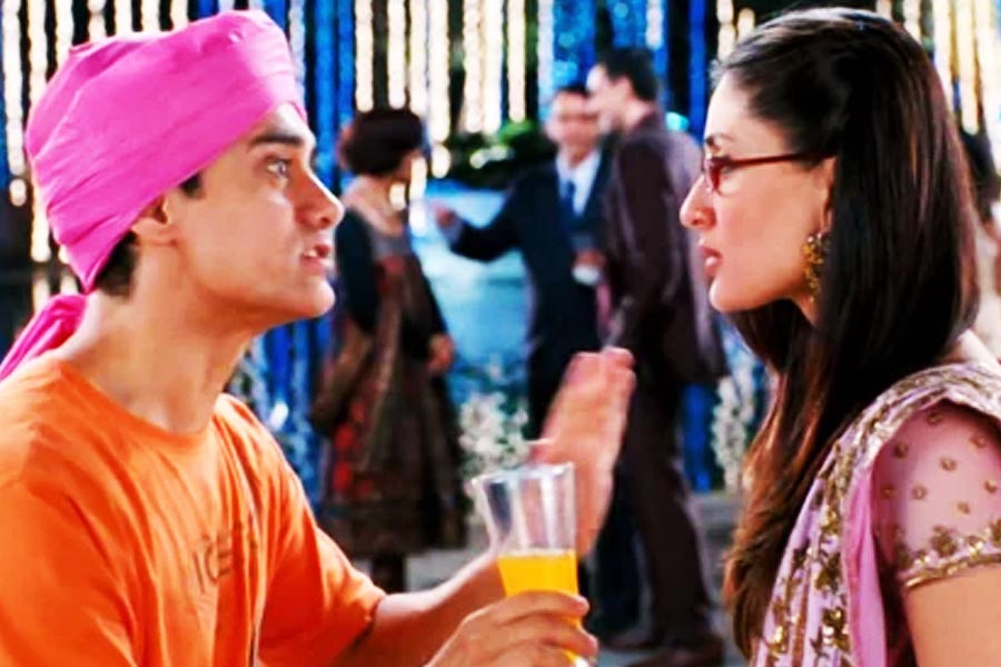 ‘থ্রি ইডিয়ট্‌স’ ছবিতে আমিরের বিপরীতে জুটি বেঁধে পিয়ার চরিত্রে অভিনয় করতে দেখা যায় করিনা কপূর খানকে। কিন্তু ছবিনির্মাতাদের প্রথম পছন্দ ছিলেন না তিনি।