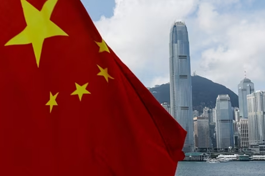 তাইওয়ানের সঙ্গে চিনের সম্পর্ক বরাবরই ‘মধুর’। স্বশাসিত তাইওয়ানকে চিন নিজেদের অংশ বলেই দাবি করে এসেছে বরাবর।