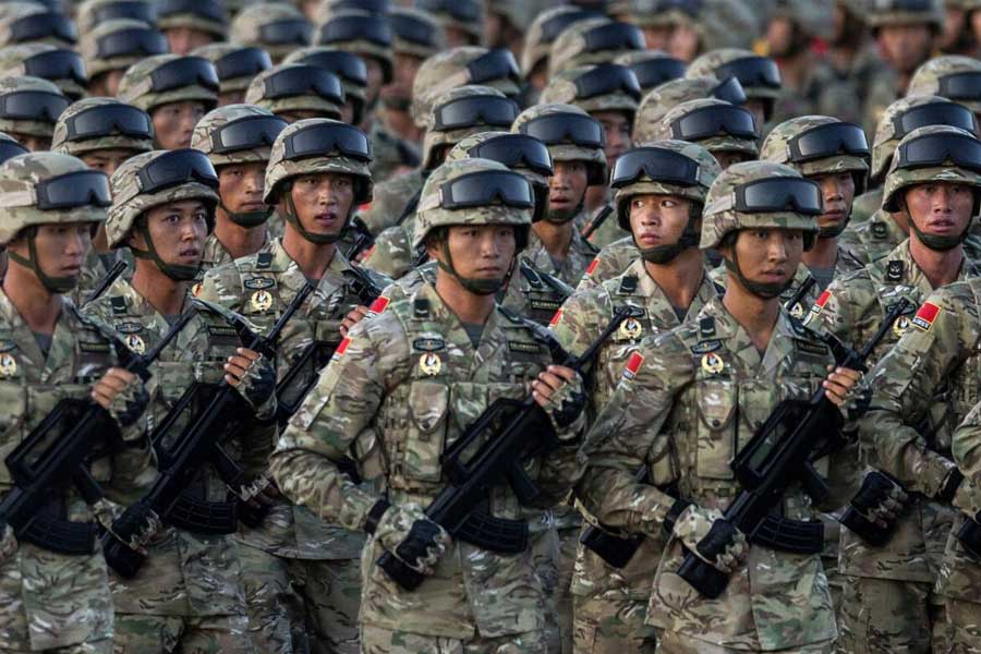 অন্য দিকে, শনিবারও তাইওয়ানের জল এবং আকাশসীমার কাছে নতুন করে যুদ্ধ মহড়া শুরু করল চিনের পিপলস্‌ লিবারেশন আর্মি। এই পরিস্থিতিতে ভারত চিনের এই ‘বিদ্রোহী’ ভূখণ্ড নিয়ে কী অবস্থান নেয়, সে দিকে নজর থাকবে সকলের।