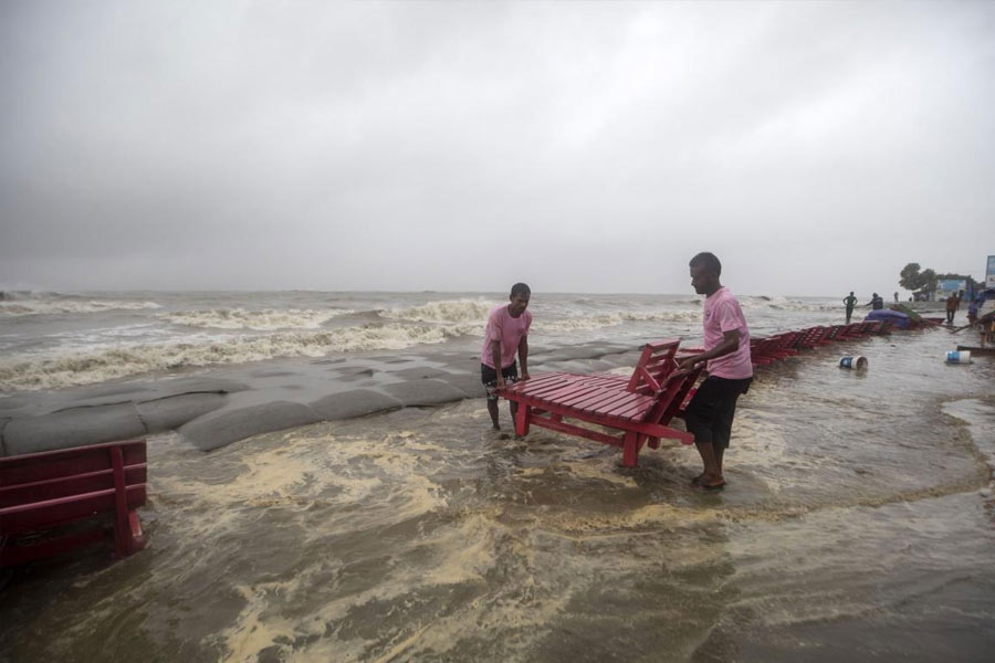 Remal likely to weaken further into a Deep Depression by night weather forecast in Bengal dgtl