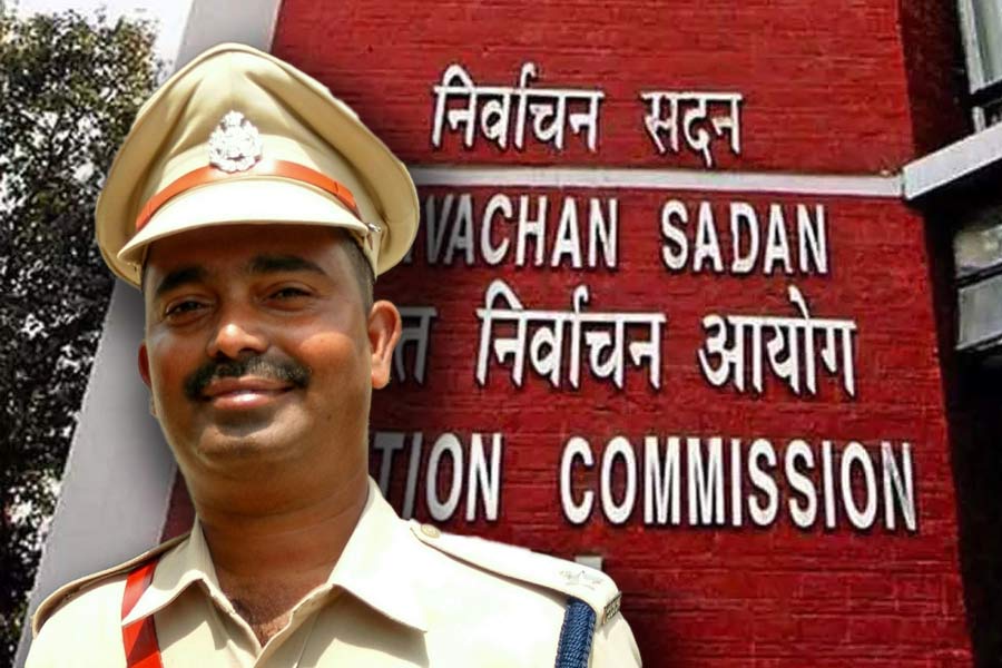 Superintendent of Sundarban Police district and IC of Khardah police station were removed by the Election Commission