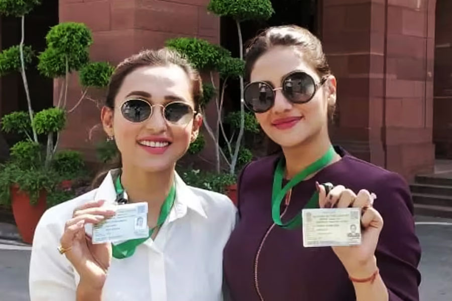 A tale of Saayoni Ghosh, TMC candidate of Jadavpur and her relation with Mamata Banerjee and Abhishek Banerjee