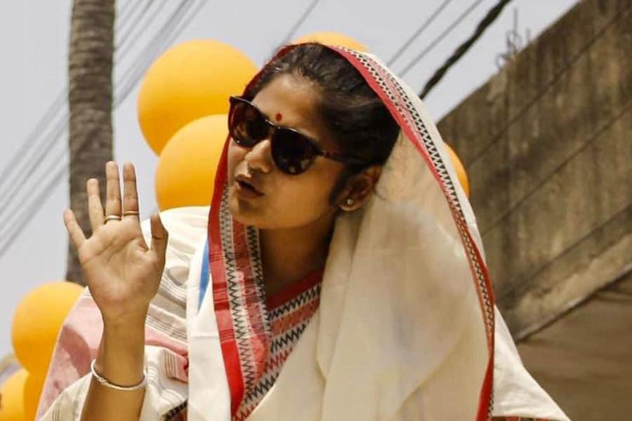 A tale of Saayoni Ghosh, TMC candidate of Jadavpur and her relation with Mamata Banerjee and Abhishek Banerjee