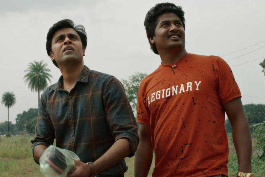 ‘পঞ্চায়েত ৩’ ওয়েব সিরিজ়ে অভিনয় করে মোট ১ লক্ষ ৬০ হাজার টাকা উপার্জন করেছেন চন্দন।