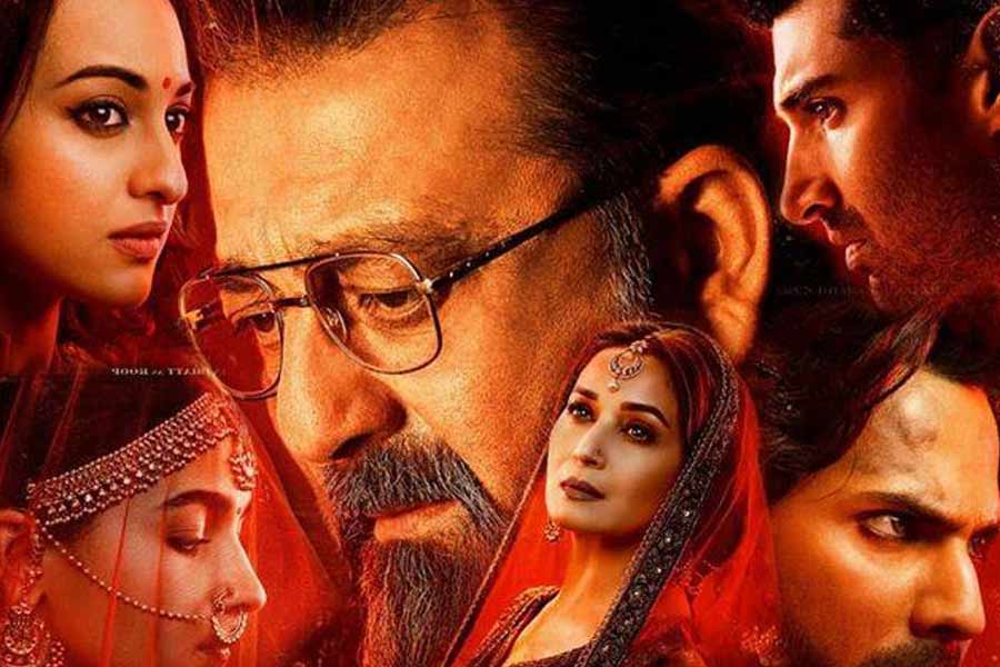 Multi starrer bollywood movies that got flopped at the box office