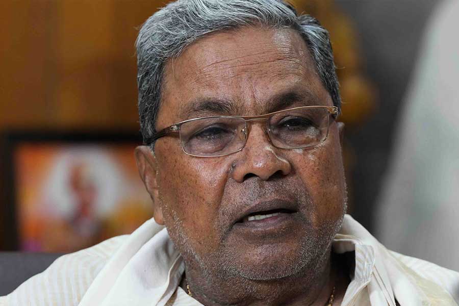 ২৭ এপ্রিল কর্নাটকের মুখ্যমন্ত্রী সিদ্দারামাইয়া ঘোষণা করেন, রেভান্নার বিরুদ্ধে ওঠা অভিযোগগুলির তদন্তের জন্য সিট গঠন করা হবে। জাতীয় মহিলা কমিশনের চেয়ারপার্সনও এ বিষয়ে কর্নাটক সরকারকে চিঠি দিয়েছিলেন এবং উপযুক্ত পদক্ষেপের দাবি জানিয়েছিলেন। 