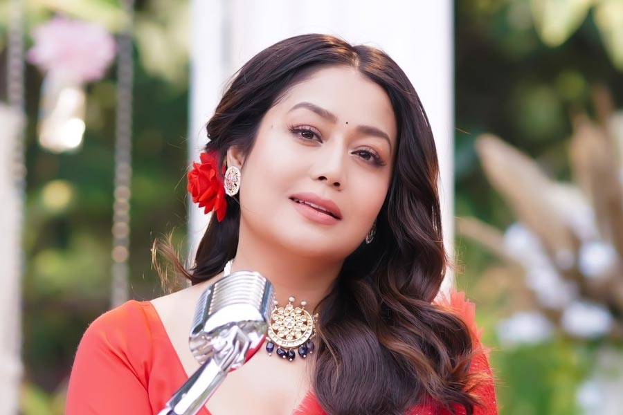 Meet samosa seller's daughter Neha Kakkar who became star singer