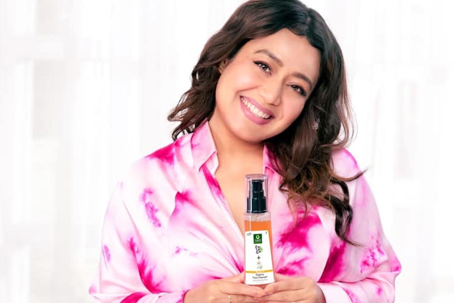 Meet samosa seller's daughter Neha Kakkar who became star singer