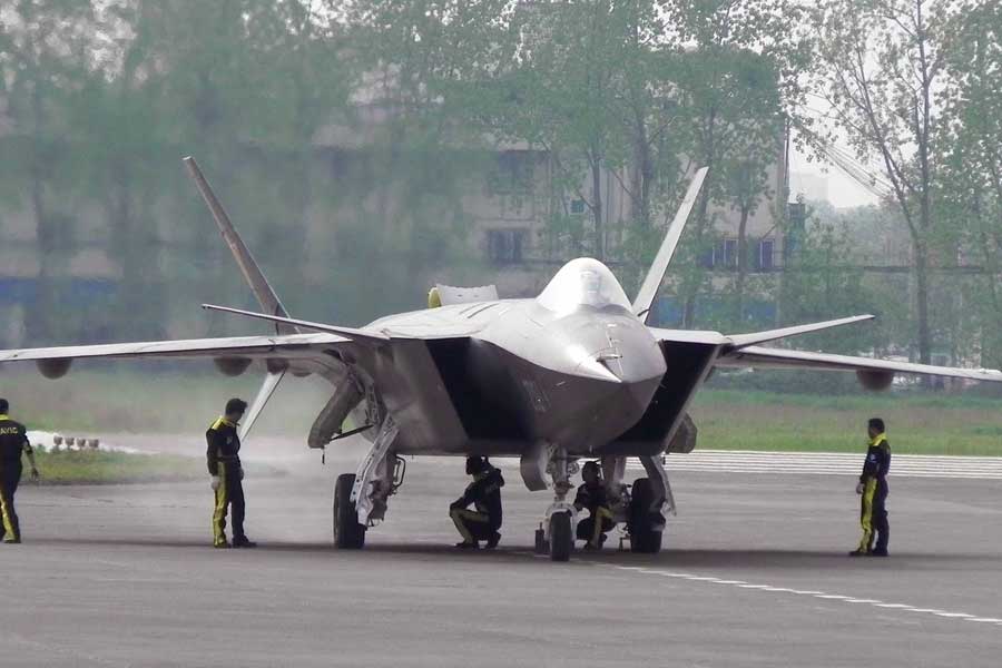 ভারতের বিদেশ মন্ত্রক এখনও আনুষ্ঠানিক ভাবে এই নিয়ে কোনও মন্তব্য করেনি। তবে মন্ত্রক যে বিষয়টি জানে না, তেমনও নয়। ভারতে এই মুহূর্তে লোকসভা নির্বাচন চলছে। আগামী মঙ্গলবার ভোটের ফলাফল। তার আগে হঠাৎ করে চিনের এই পদক্ষেপে উদ্বেগ ছড়িয়েছে।